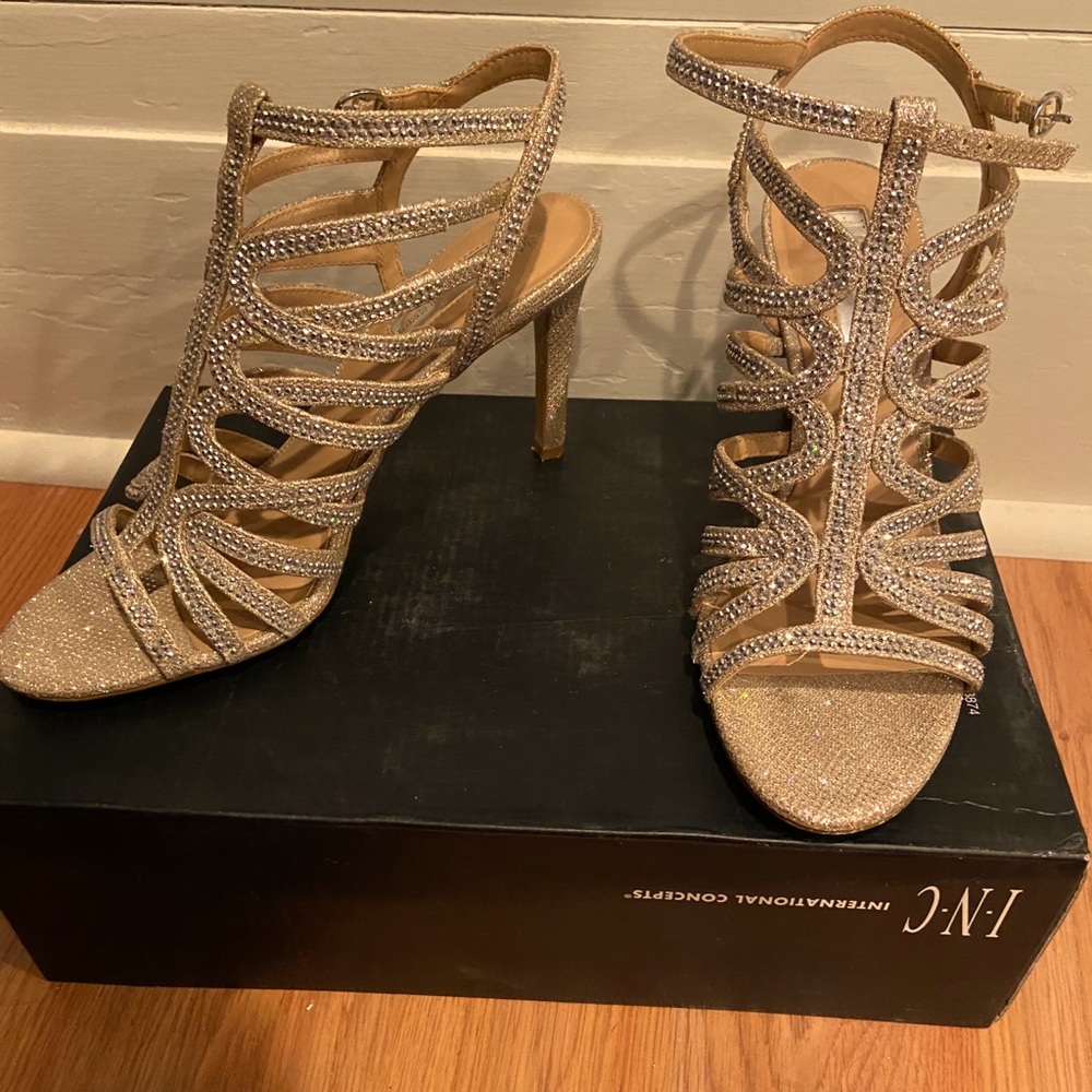 Sexy, Sparkly, heels